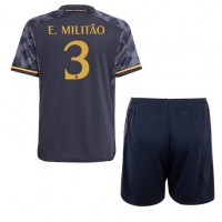 Real Madrid Eder Militao #3 Replika babykläder Bortaställ Barn 2023-24 Kortärmad (+ korta byxor)